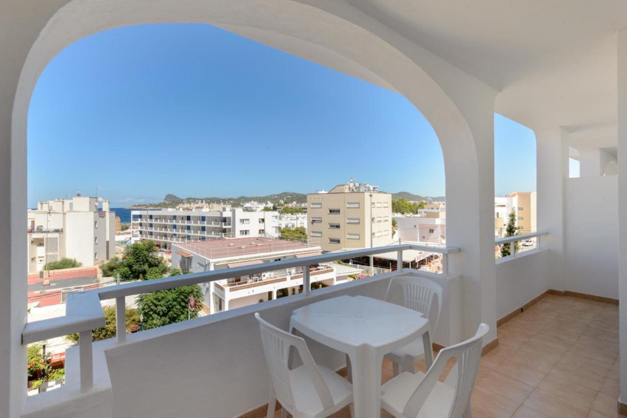 Apartamentos San Antonio Beach Exterior foto