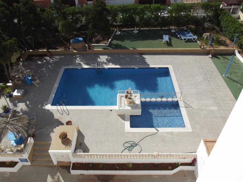 Apartamentos San Antonio Beach Exterior foto