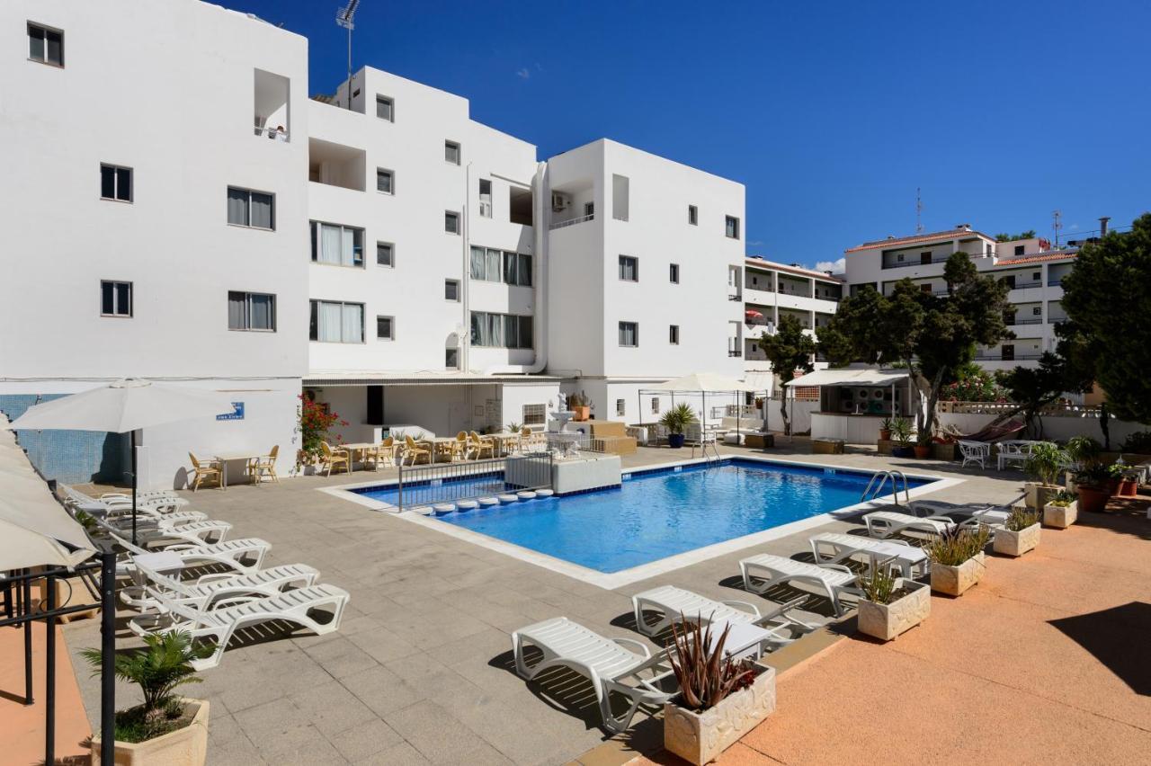 Apartamentos San Antonio Beach Exterior foto