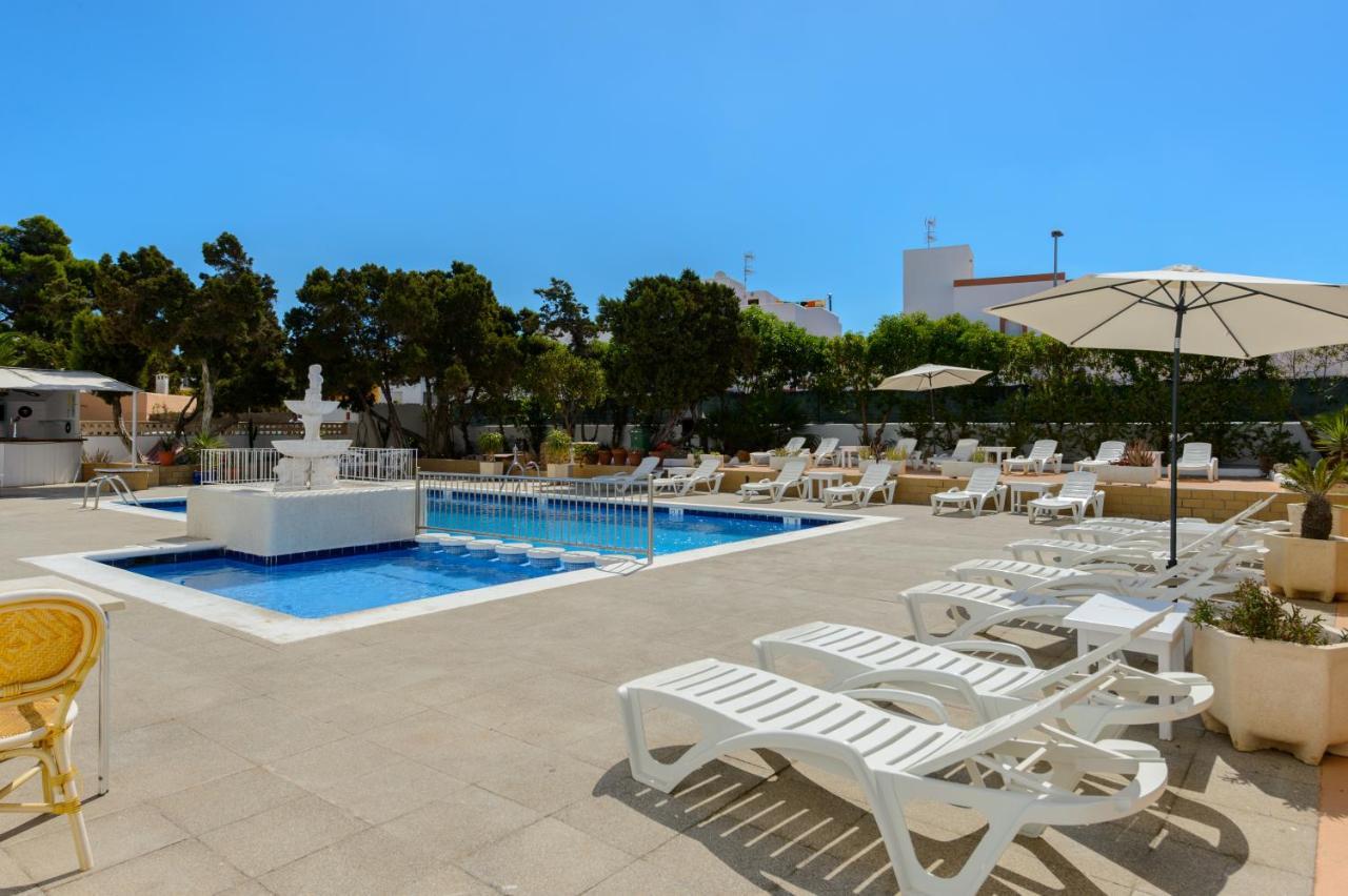 Apartamentos San Antonio Beach Exterior foto